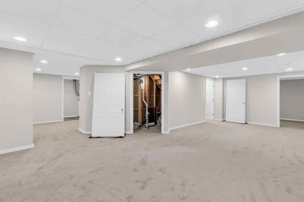 MLS® A2268511 - 968 Bracewood Rise SW in Braeside Calgary, Residential