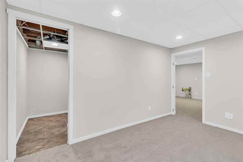 MLS® A2268511 - 968 Bracewood Rise SW in Braeside Calgary, Residential