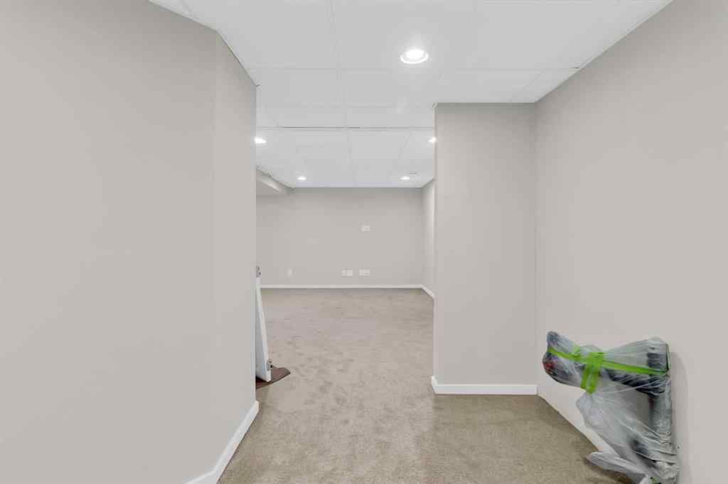 MLS® A2268511 - 968 Bracewood Rise SW in Braeside Calgary, Residential