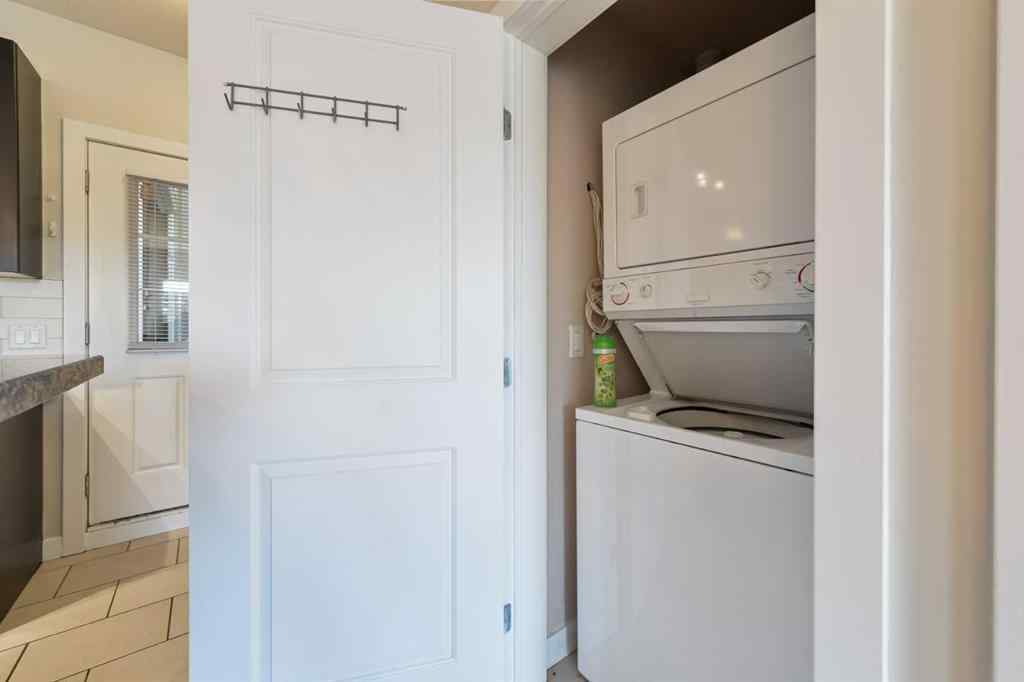 MLS® A2268513 - Unit #207 1108 15 Street SW in Sunalta Calgary, Residential