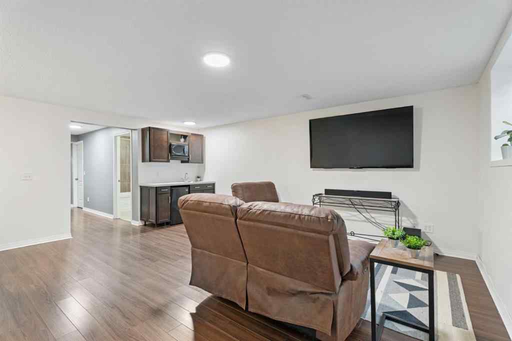 MLS&reg; # A2268521 - 139 Auburn Bay Heights SE in Auburn Bay Calgary, Residential Open Houses