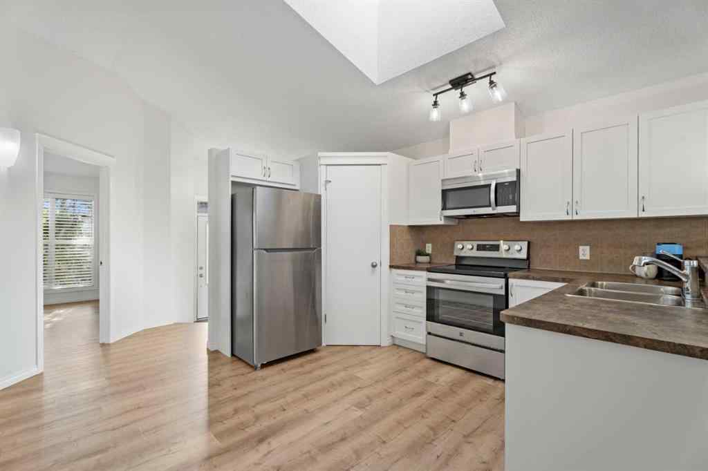 MLS&reg; # A2268521 - 139 Auburn Bay Heights SE in Auburn Bay Calgary, Residential Open Houses