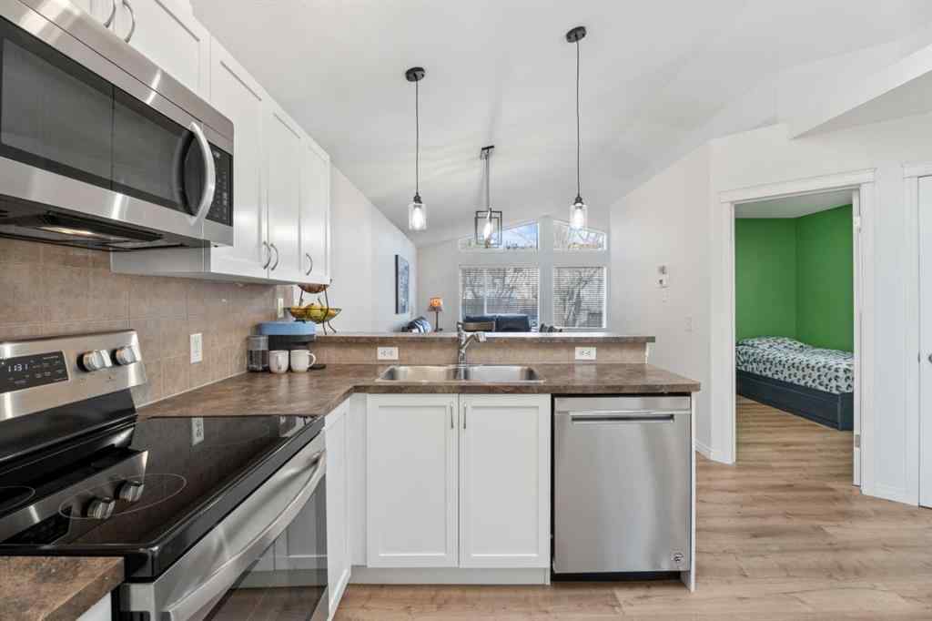 MLS&reg; # A2268521 - 139 Auburn Bay Heights SE in Auburn Bay Calgary, Residential Open Houses