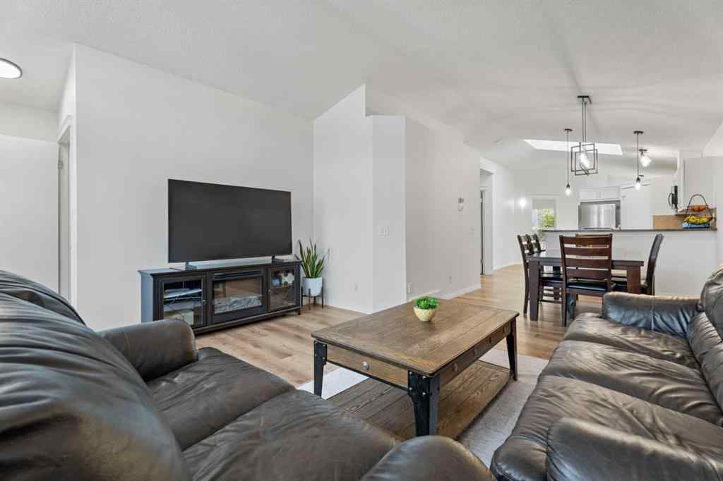 MLS&reg; # A2268521 - 139 Auburn Bay Heights SE in Auburn Bay Calgary, Residential Open Houses