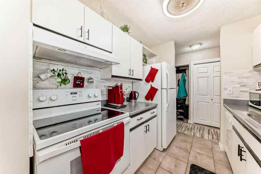 MLS® A2268525 - Unit #314 20 Dover Point SE in Dover Calgary, Residential