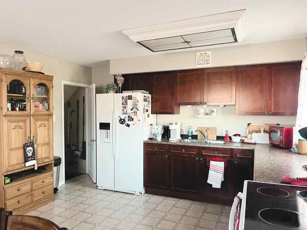 MLS® A2268531 - Unit #100 305 5 Street  in NONE Wainwright, Residential