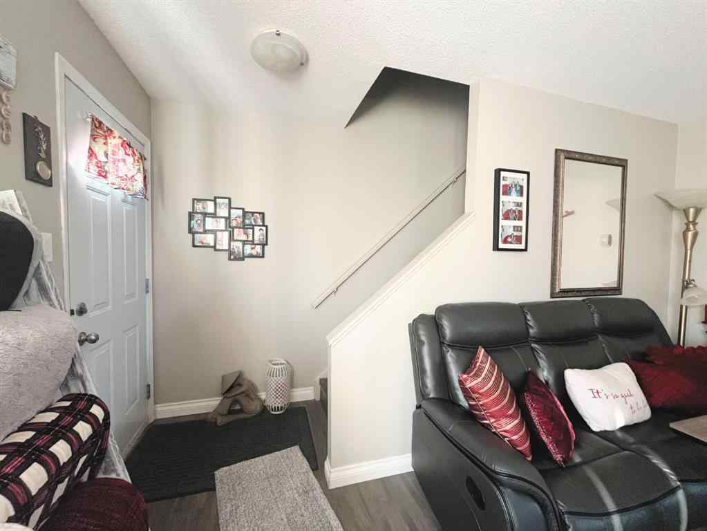 MLS® A2268531 - Unit #100 305 5 Street  in NONE Wainwright, Residential