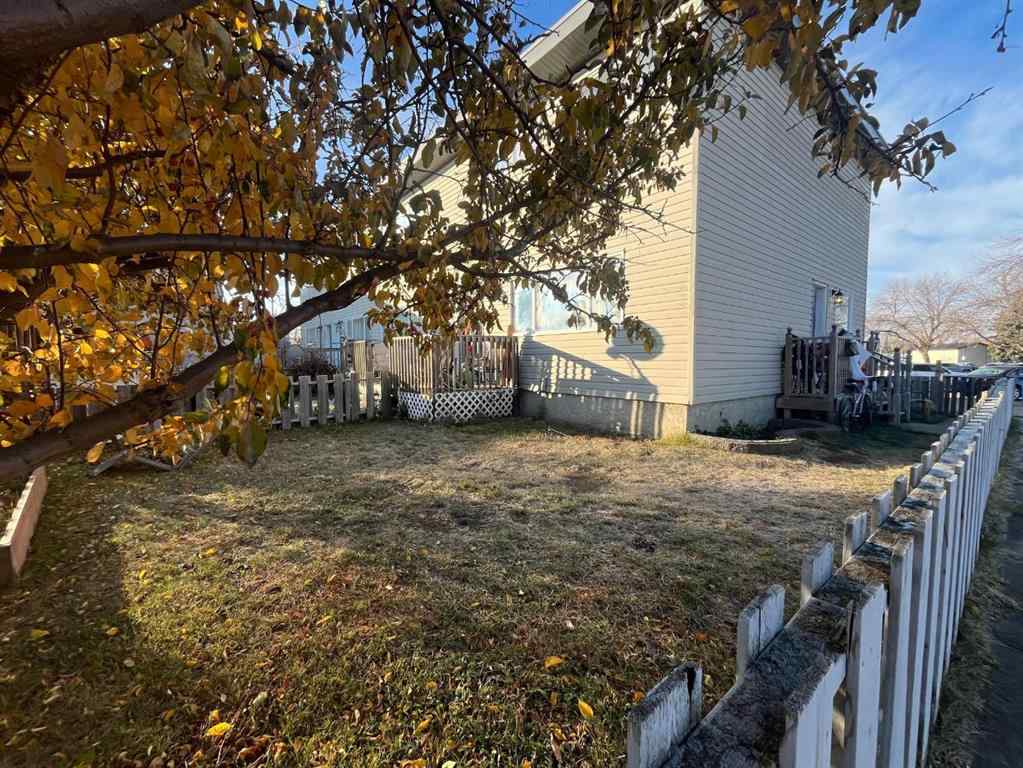 MLS® A2268531 - Unit #100 305 5 Street  in NONE Wainwright, Residential