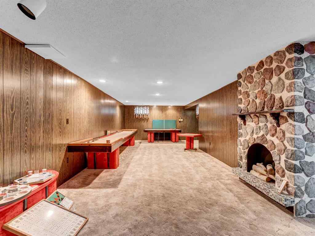 MLS® A2268535 - 267 11 Street NE in Northeast Crescent Heights Medicine Hat, Residential