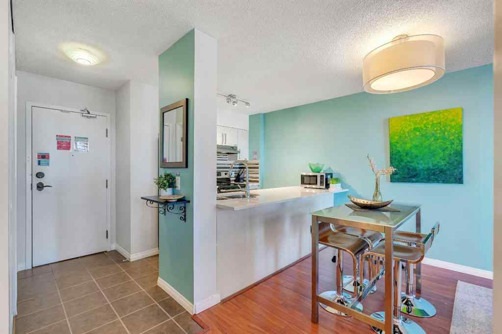 MLS® A2268538 - Unit #815 738 3 Avenue SW in Eau Claire Calgary, Residential