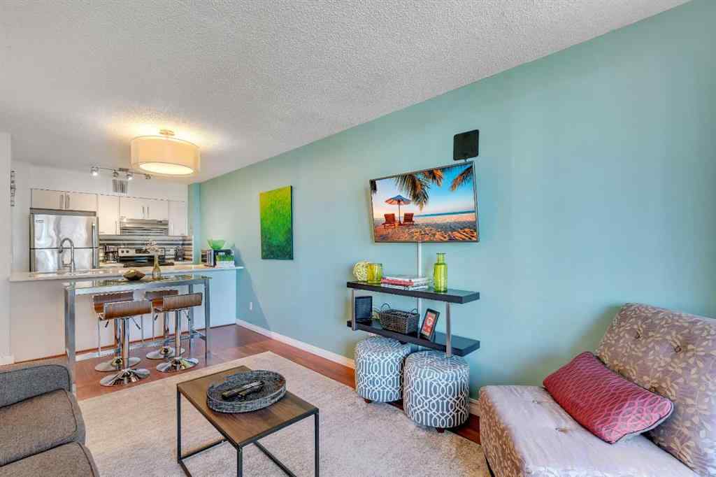 MLS® A2268538 - Unit #815 738 3 Avenue SW in Eau Claire Calgary, Residential