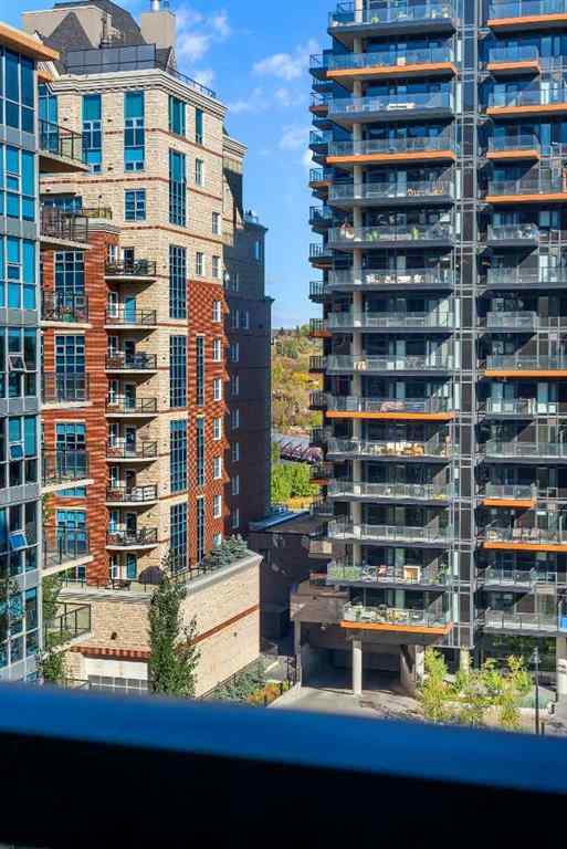 MLS® A2268538 - Unit #815 738 3 Avenue SW in Eau Claire Calgary, Residential