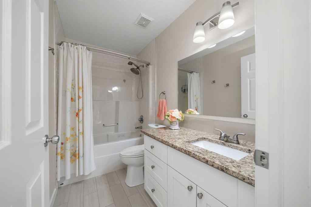 MLS® A2268548 - 232 Oakmere Place  in Westmere Chestermere, Residential