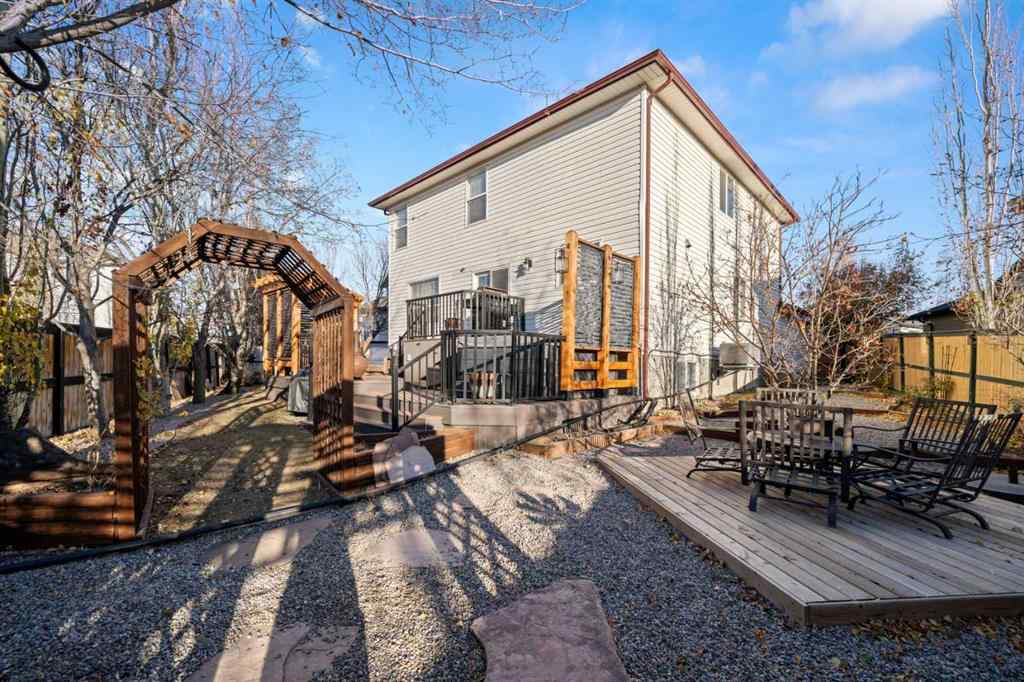 MLS® A2268548 - 232 Oakmere Place  in Westmere Chestermere, Residential