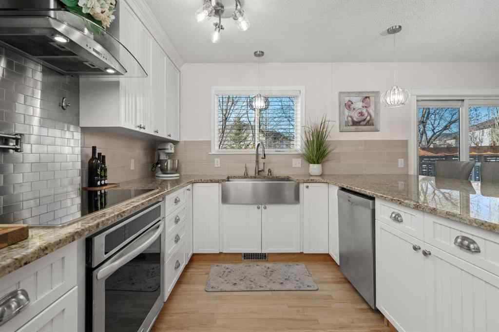 MLS® A2268548 - 232 Oakmere Place  in Westmere Chestermere, Residential