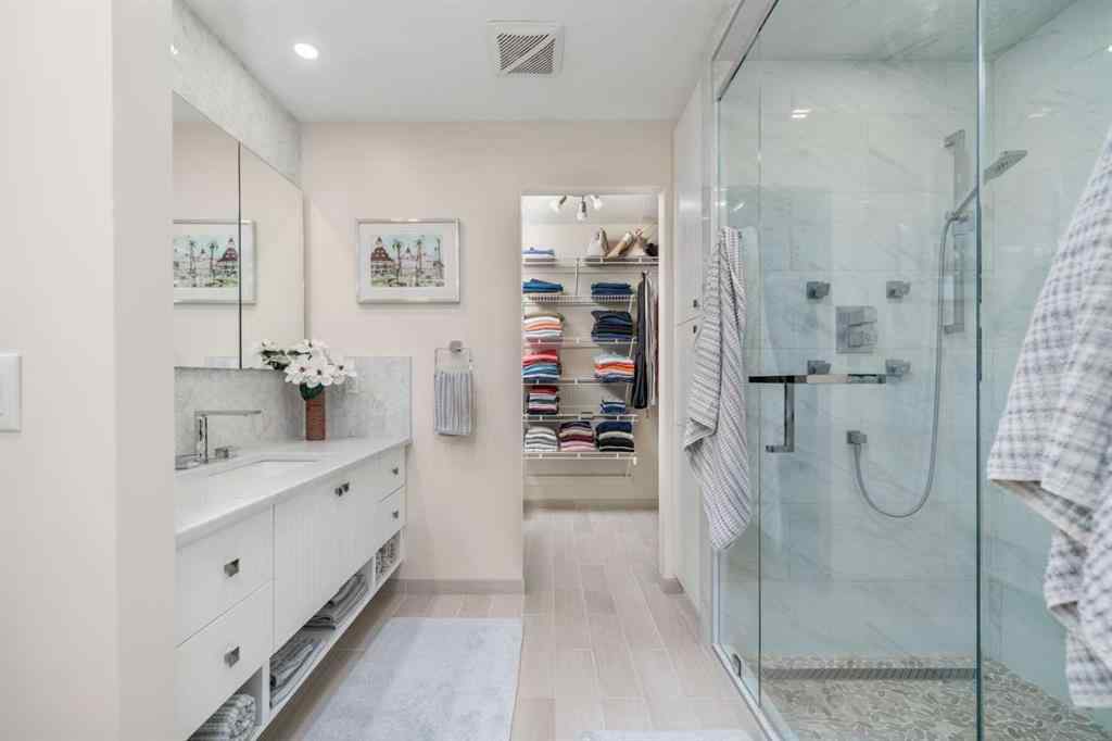 MLS® A2268548 - 232 Oakmere Place  in Westmere Chestermere, Residential