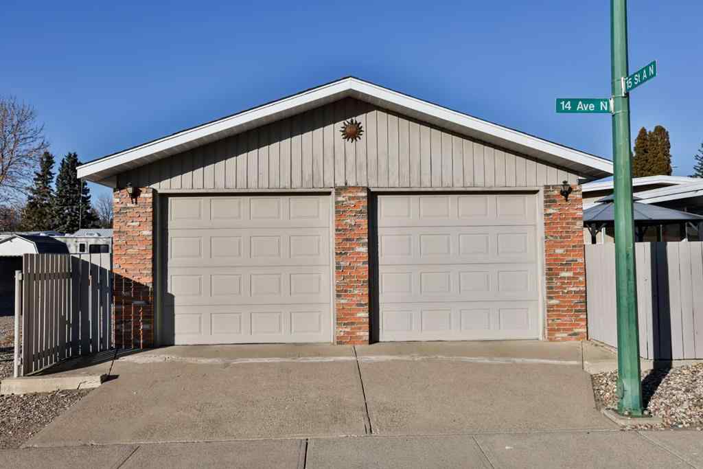 MLS® A2268551 - 1517 14 Avenue N in Winston Churchill Lethbridge, Residential