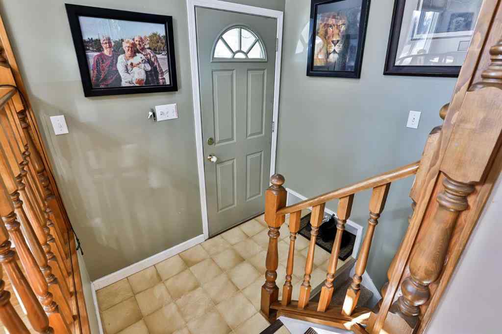 MLS® A2268551 - 1517 14 Avenue N in Winston Churchill Lethbridge, Residential