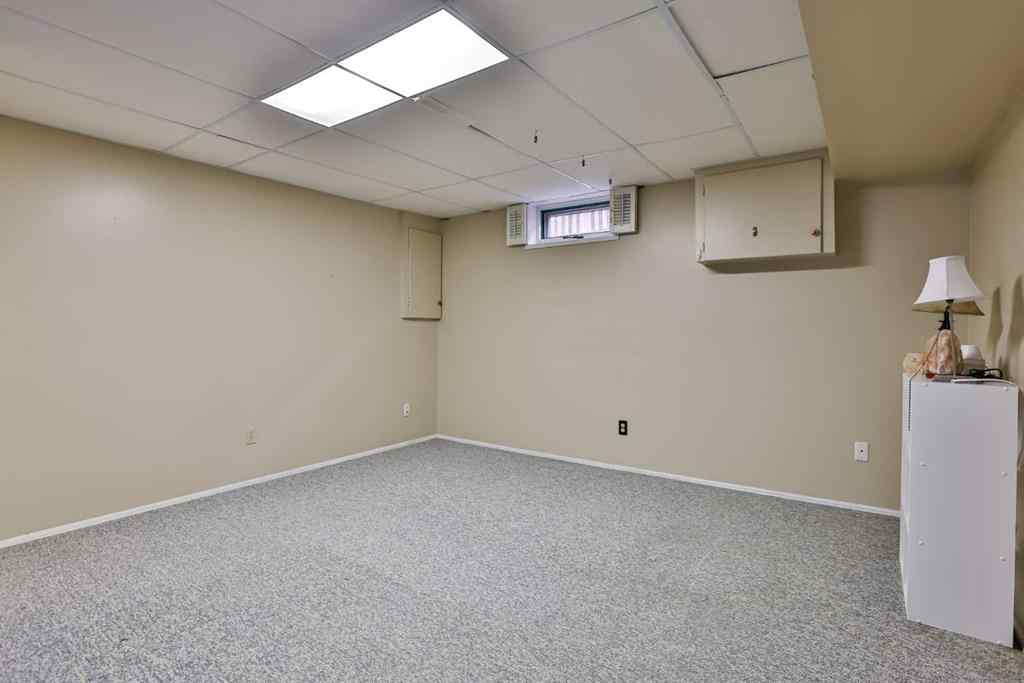 MLS® A2268551 - 1517 14 Avenue N in Winston Churchill Lethbridge, Residential