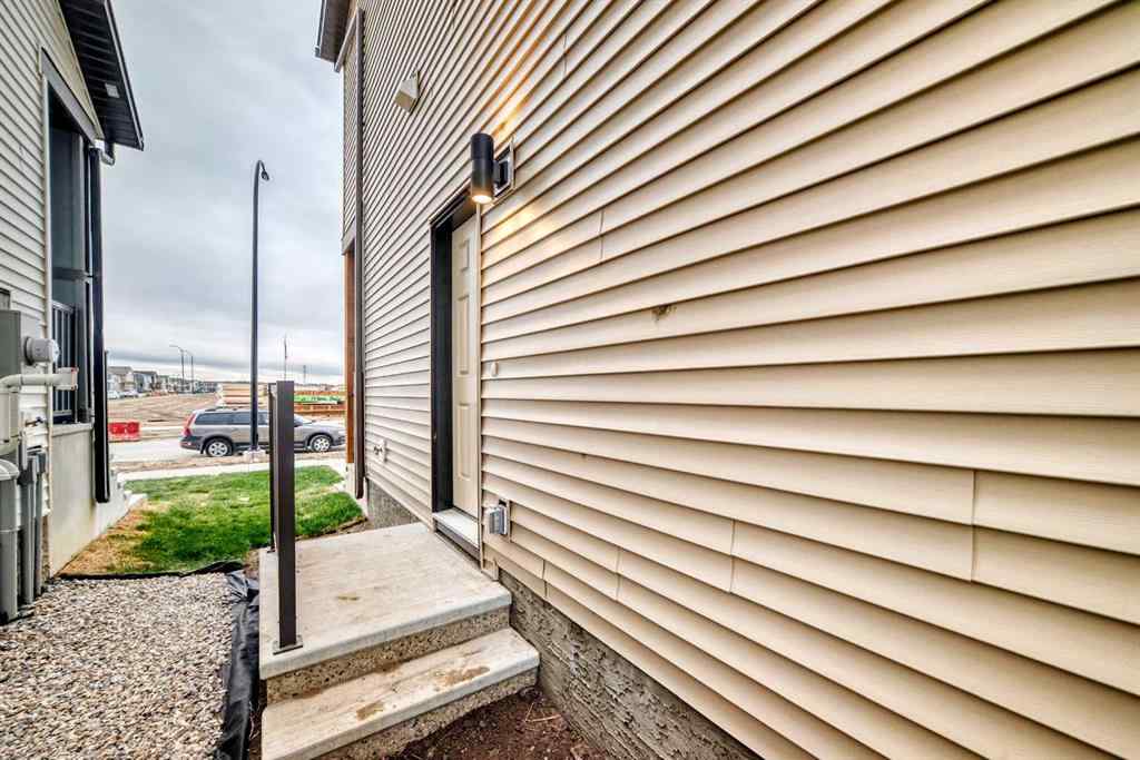 MLS® A2268554 - 197 Hotchkiss Road SE in Hotchkiss Calgary, Residential