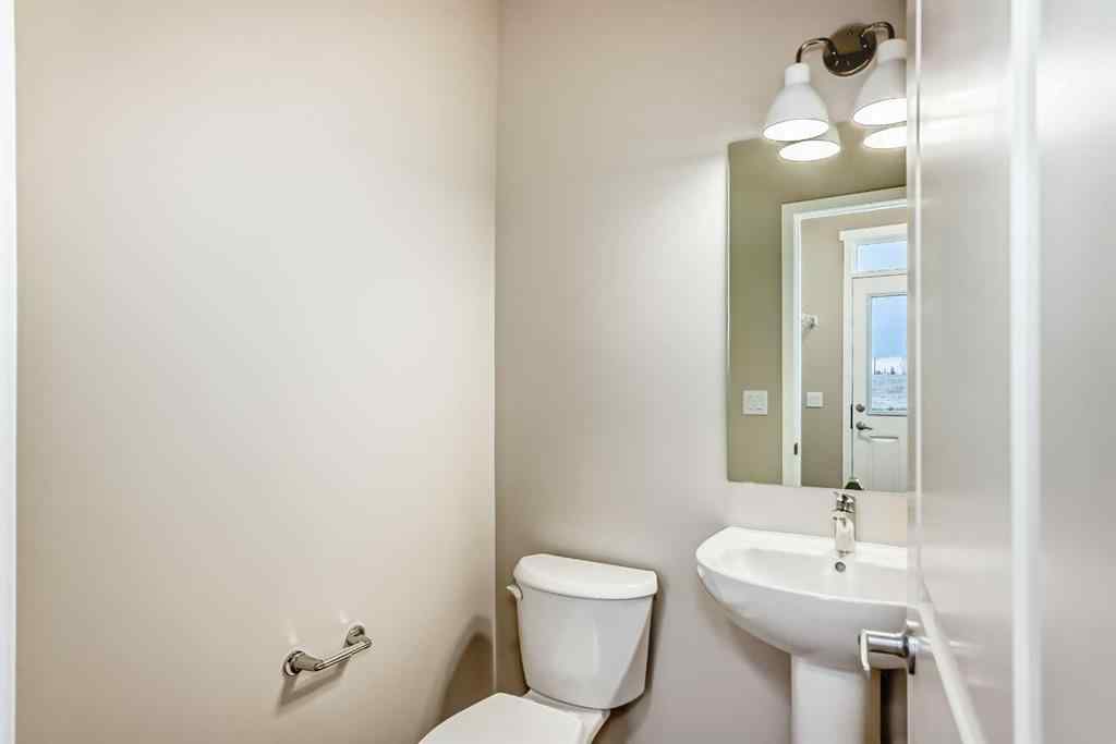 MLS® A2268554 - 197 Hotchkiss Road SE in Hotchkiss Calgary, Residential