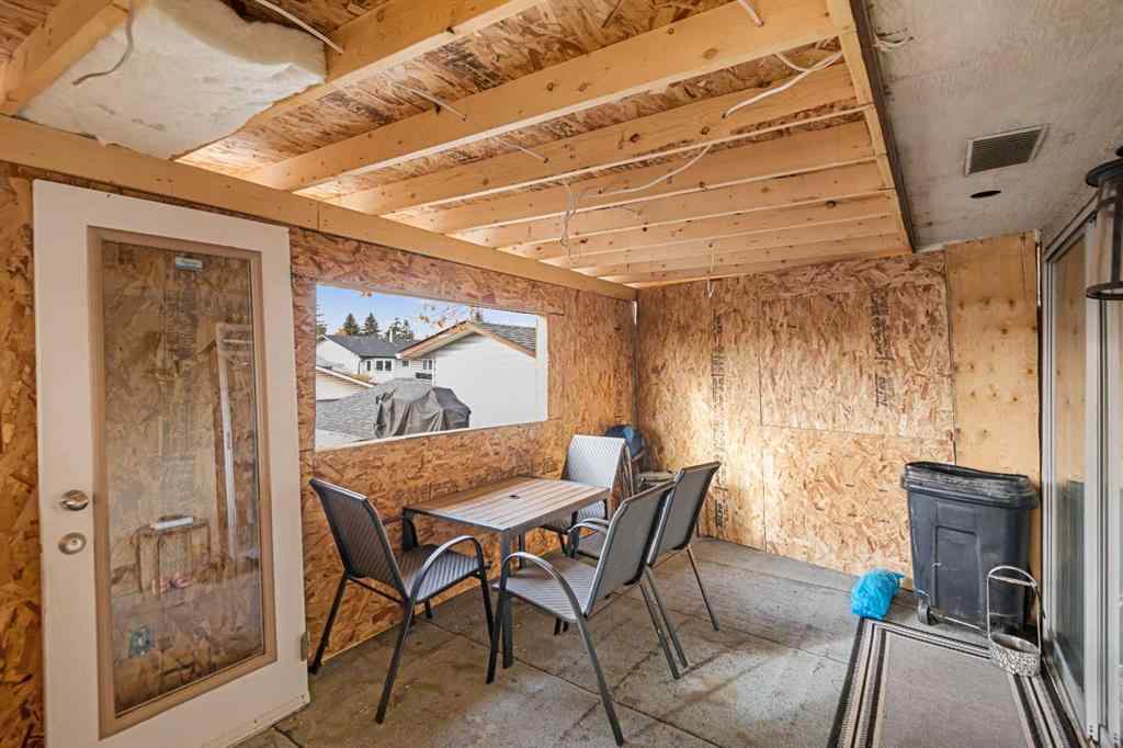 MLS® A2268555 - 255 Rundleridge Drive NE in Rundle Calgary, Residential