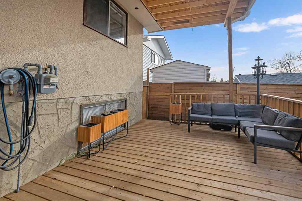 MLS® A2268555 - 255 Rundleridge Drive NE in Rundle Calgary, Residential