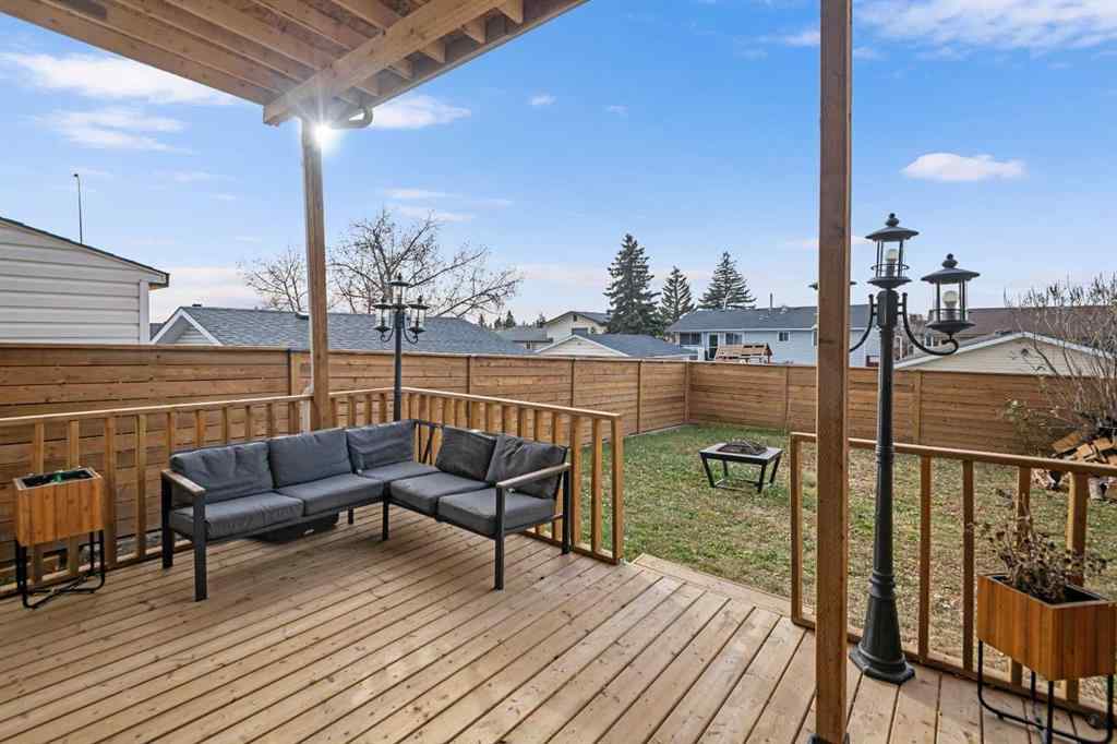 MLS® A2268555 - 255 Rundleridge Drive NE in Rundle Calgary, Residential