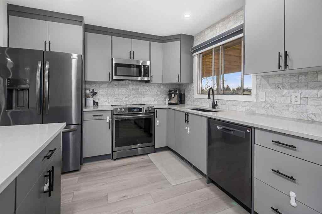 MLS® A2268555 - 255 Rundleridge Drive NE in Rundle Calgary, Residential