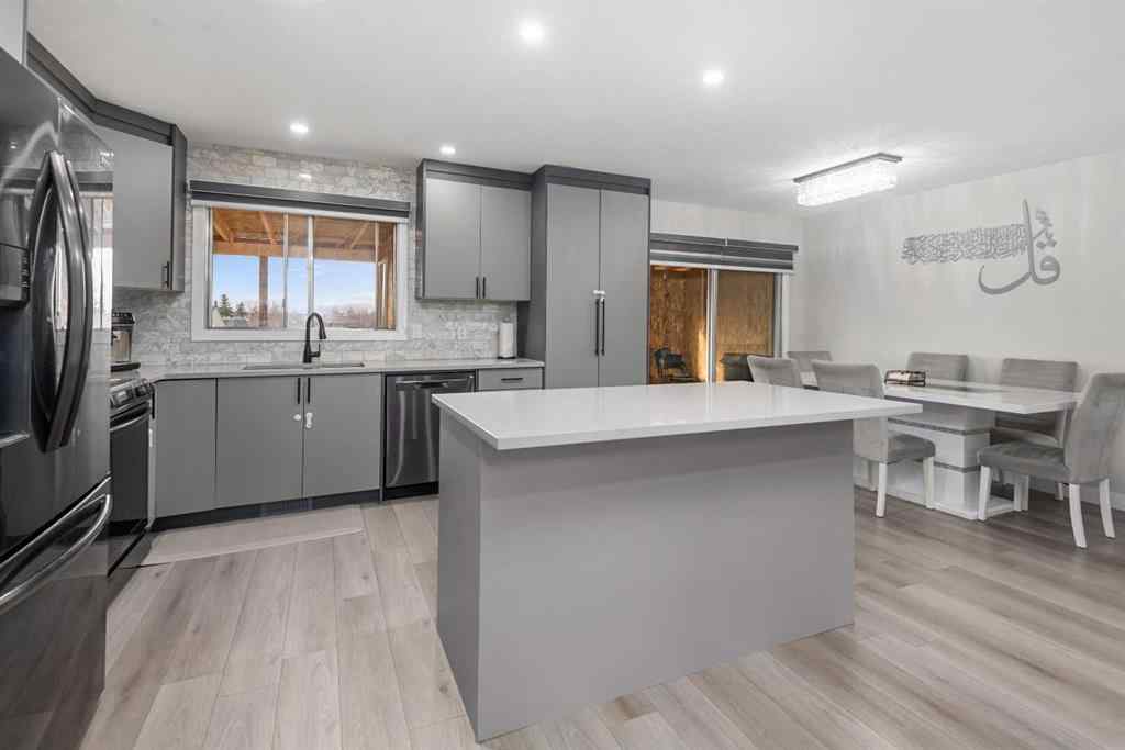 MLS® A2268555 - 255 Rundleridge Drive NE in Rundle Calgary, Residential