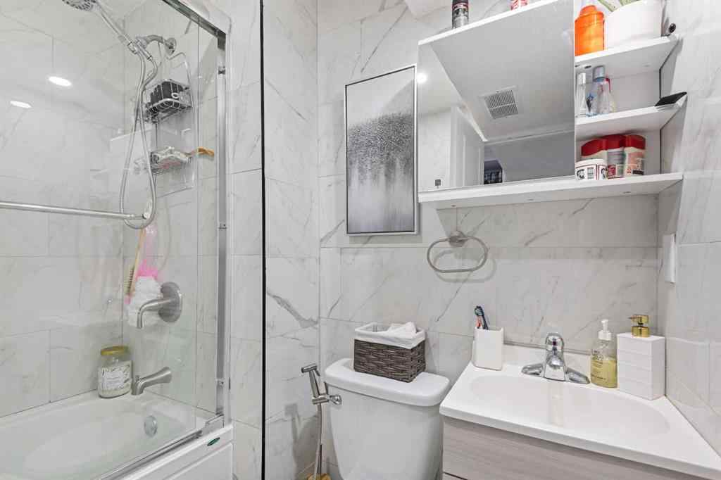 MLS® A2268555 - 255 Rundleridge Drive NE in Rundle Calgary, Residential