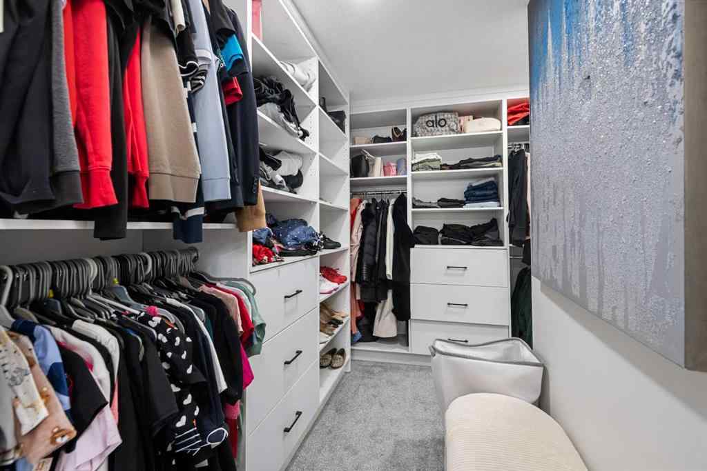 MLS® A2268555 - 255 Rundleridge Drive NE in Rundle Calgary, Residential