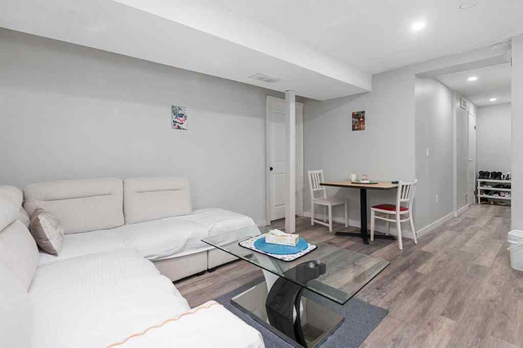 MLS® A2268555 - 255 Rundleridge Drive NE in Rundle Calgary, Residential