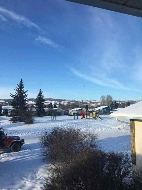 MLS&reg; # A2268556 - 7421 98B Street  in North End Peace River, Residential Open Houses
