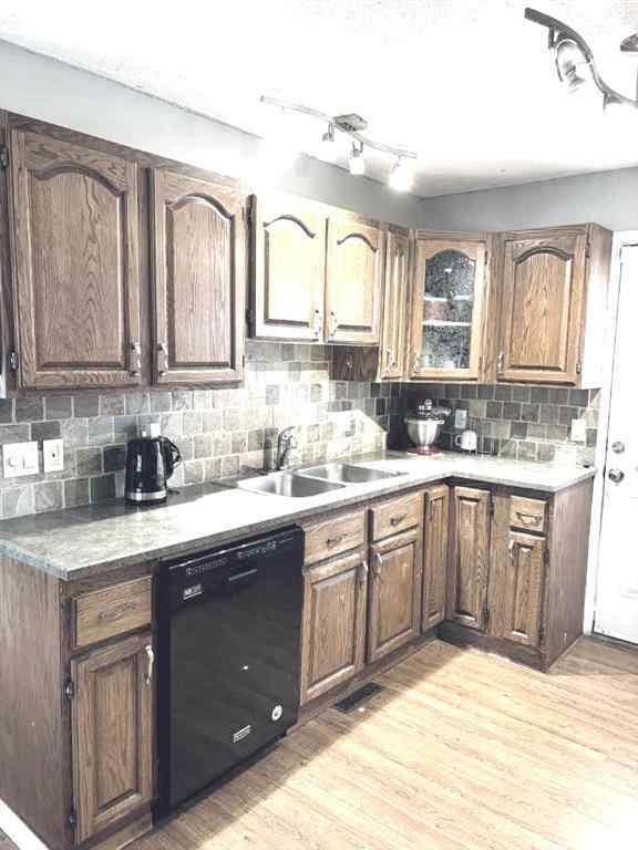 MLS® A2268556 - 7421 98B Street  in North End Peace River, Residential