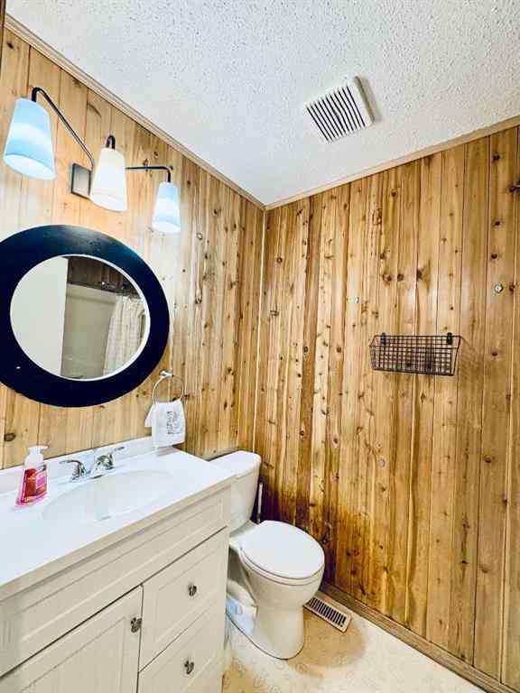 MLS® A2268556 - 7421 98B Street  in North End Peace River, Residential