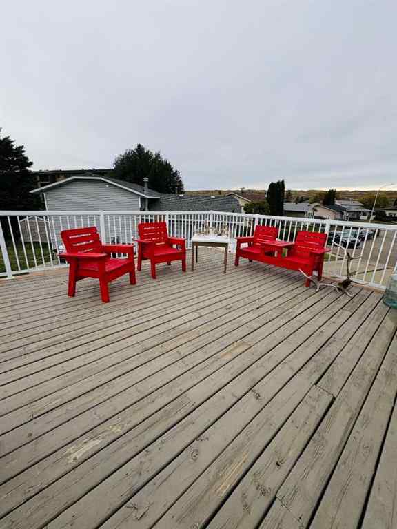 MLS® A2268556 - 7421 98B Street  in North End Peace River, Residential