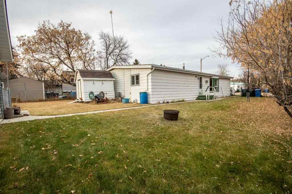 MLS® A2268560 - 216 5 Street NW in NONE Sundre, Residential