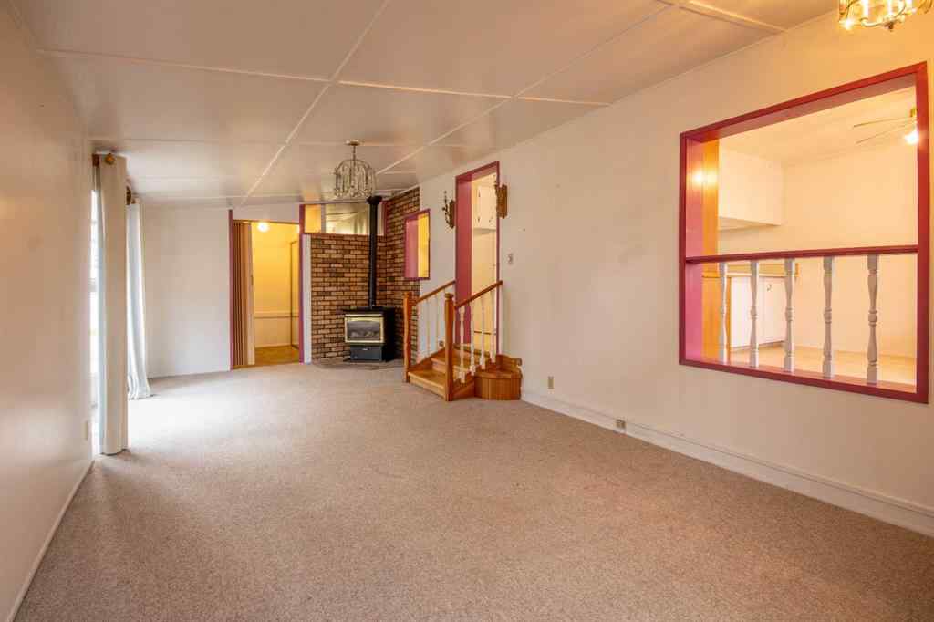 MLS® A2268560 - 216 5 Street NW in NONE Sundre, Residential