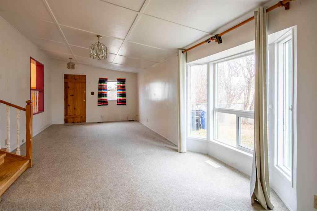 MLS® A2268560 - 216 5 Street NW in NONE Sundre, Residential