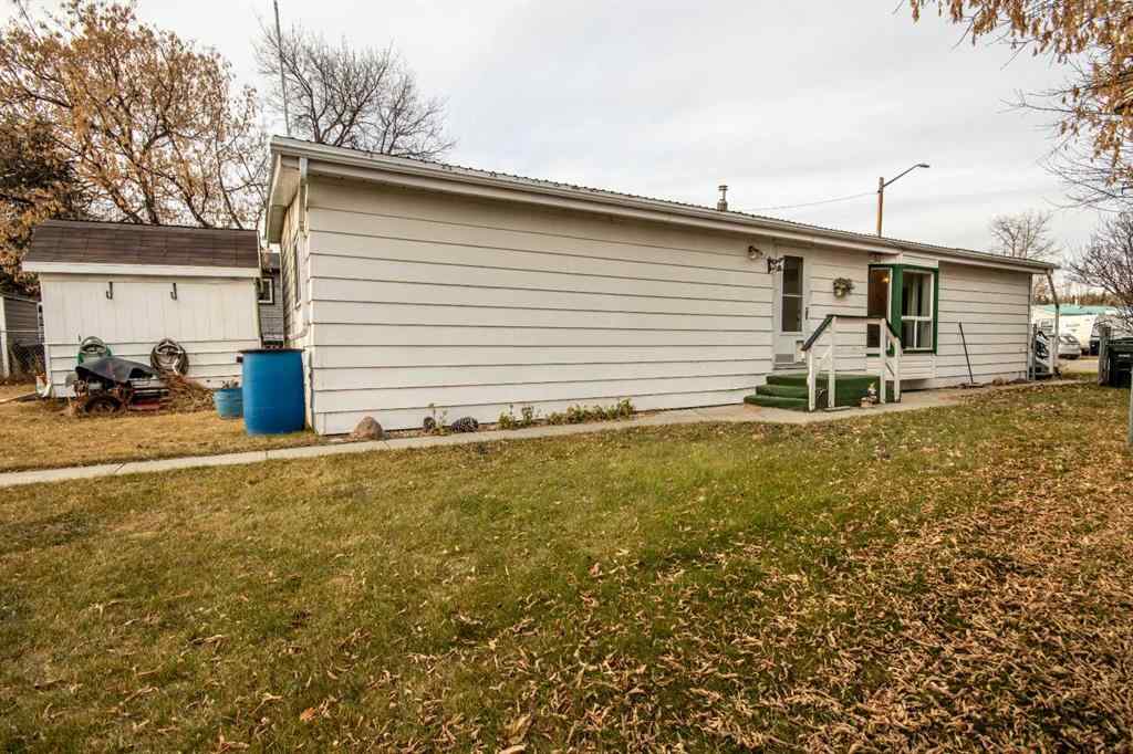 MLS® A2268560 - 216 5 Street NW in NONE Sundre, Residential