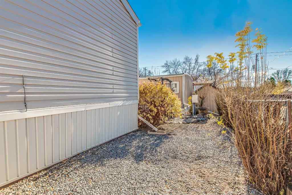 MLS® A2268561 - Unit #3 448 Division Avenue N in Riverside Medicine Hat, Residential