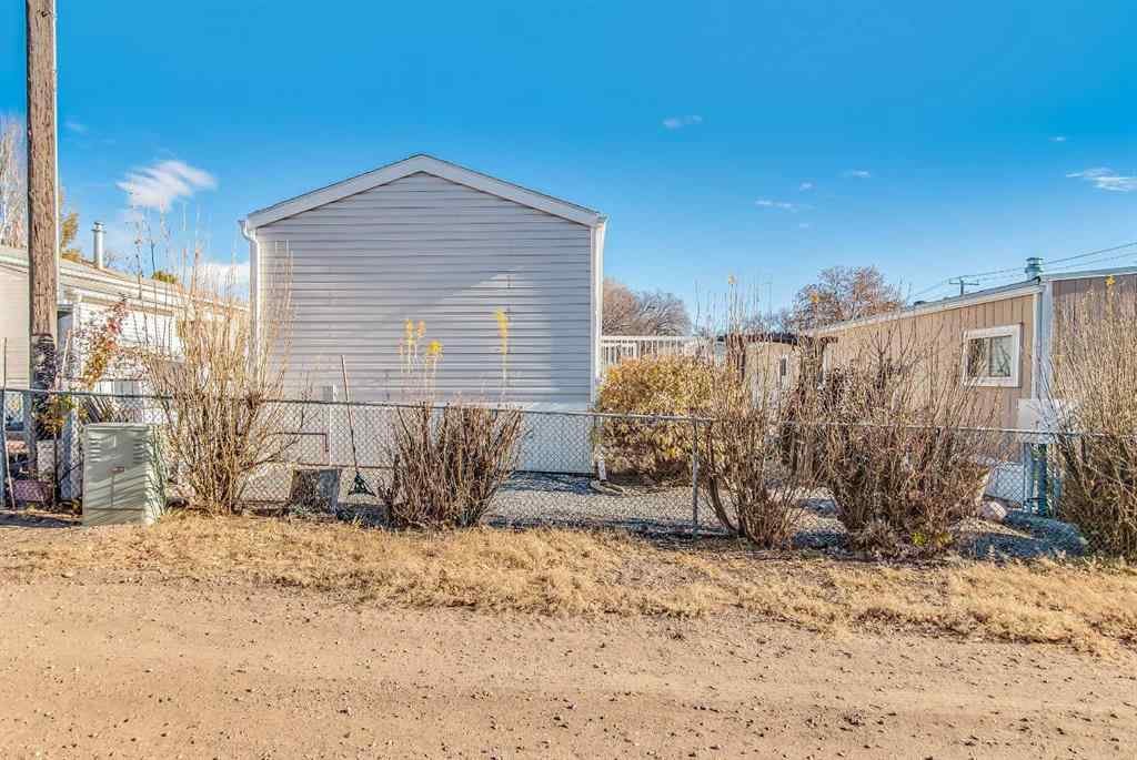 MLS® A2268561 - Unit #3 448 Division Avenue N in Riverside Medicine Hat, Residential