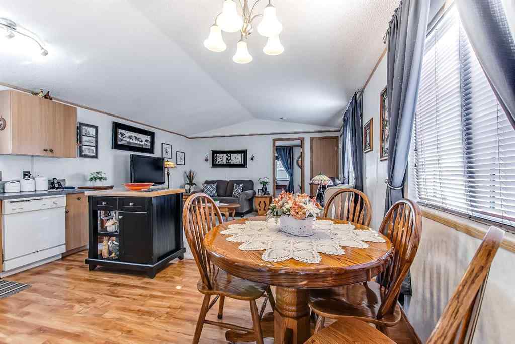 MLS® A2268561 - Unit #3 448 Division Avenue N in Riverside Medicine Hat, Residential