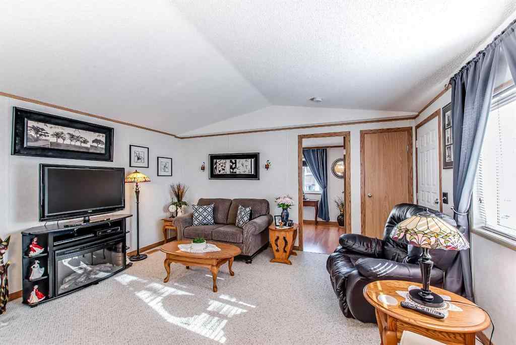 MLS® A2268561 - Unit #3 448 Division Avenue N in Riverside Medicine Hat, Residential