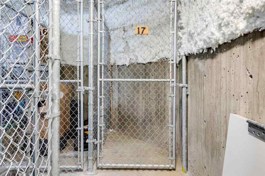 MLS® A2268563 - Unit #403 3810 43 Street SW in Glenbrook Calgary, Residential