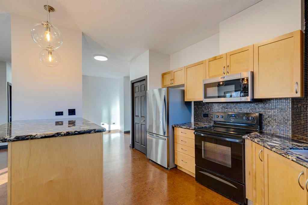 MLS® A2268563 - Unit #403 3810 43 Street SW in Glenbrook Calgary, Residential