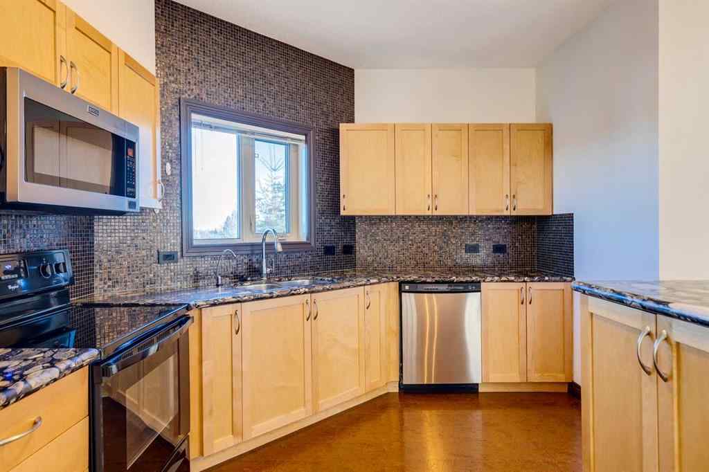 MLS® A2268563 - Unit #403 3810 43 Street SW in Glenbrook Calgary, Residential