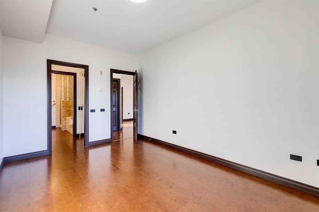 MLS® A2268563 - Unit #403 3810 43 Street SW in Glenbrook Calgary, Residential