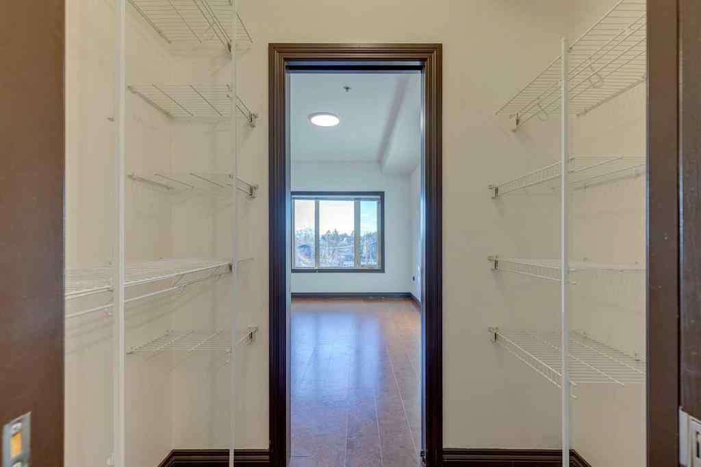 MLS® A2268563 - Unit #403 3810 43 Street SW in Glenbrook Calgary, Residential